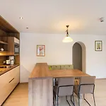 Apartmán Lovely With Sauna, Storage, Pool, Terrace *