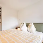 Lovely With Sauna, Storage, Pool, Terrace Apartmán *