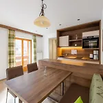 Lovely With Sauna, Storage, Pool, Terrace Apartment Wald im Pinzgau