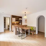 Apartment Lovely With Sauna, Storage, Pool, Terrace *