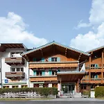 Apartmán Lovely With Sauna, Storage, Pool, Terrace *