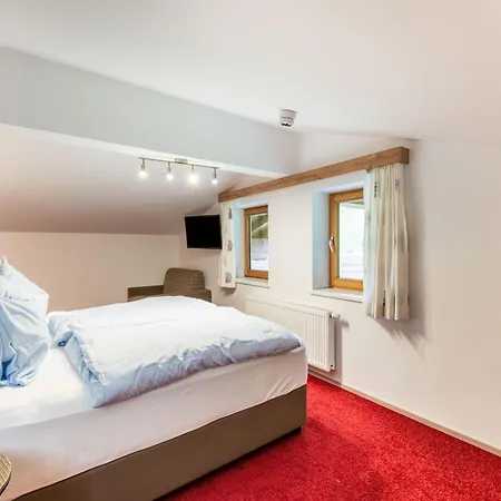 Lovely With Sauna Storage Pool Terrace Apartment