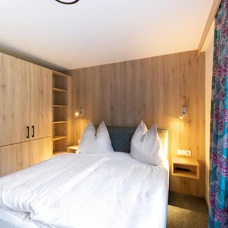 Lovely With Sauna Storage Pool Terrace Apartment Wald im Pinzgau