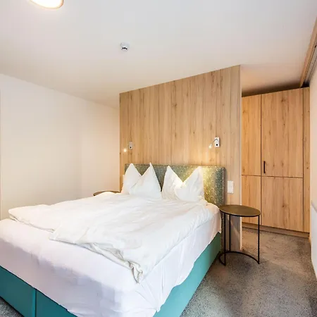 Lovely With Sauna Storage Pool Terrace *