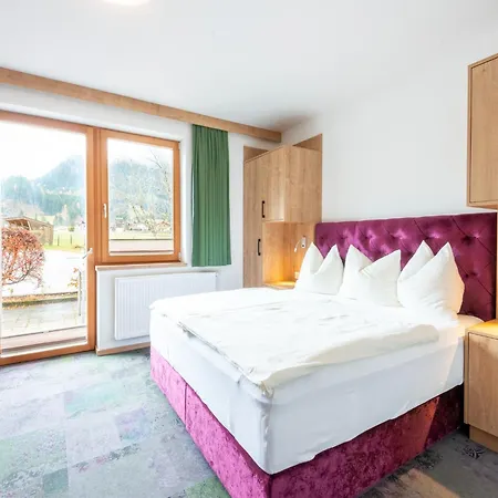 公寓 Lovely With Sauna, Storage, Pool, Terrace