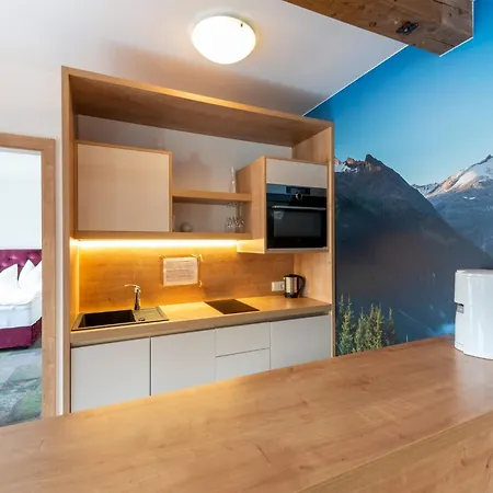 Lovely With Sauna, Storage, Pool, Terrace Lägenhet Wald im Pinzgau