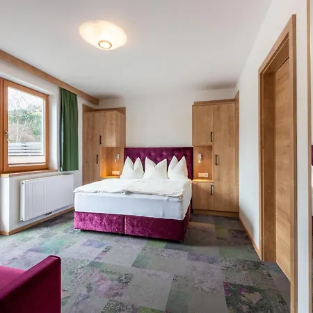 Lovely With Sauna, Storage, Pool, Terrace Daire