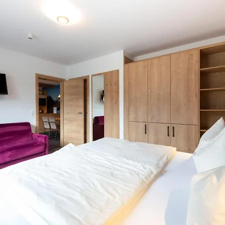 Lägenhet Lovely With Sauna, Storage, Pool, Terrace Wald im Pinzgau