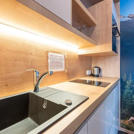 Lovely With Sauna, Storage, Pool, Terrace Daire