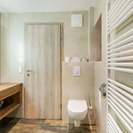 דירה Lovely With Sauna, Storage, Pool, Terrace