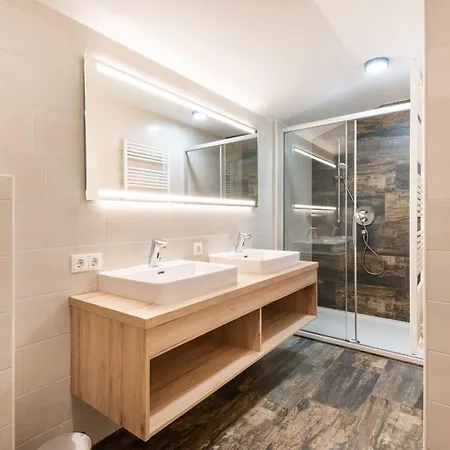 Lovely With Sauna, Storage, Pool, Terrace Daire *