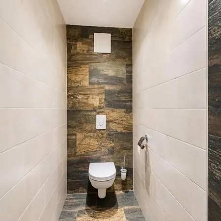 Lovely With Sauna, Storage, Pool, Terrace