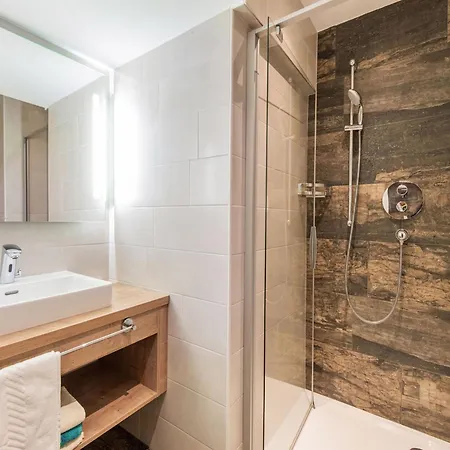 Lovely With Sauna, Storage, Pool, Terrace Appartement *