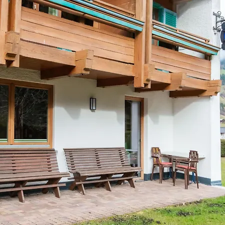 Apartament Lovely With Sauna, Storage, Pool, Terrace Wald im Pinzgau