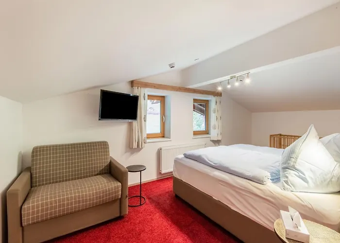 Lovely With Sauna, Storage, Pool, Terrace דירה