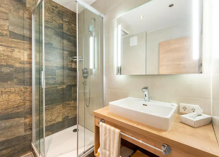 דירה Lovely With Sauna, Storage, Pool, Terrace וואלד אים פינצגאו