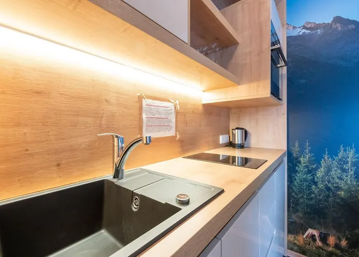 Lovely With Sauna, Storage, Pool, Terrace דירה