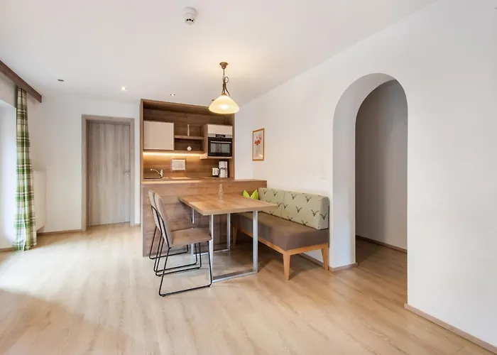 Апартаменты Lovely With Sauna, Storage, Pool, Terrace Вальд (Пинцгау)