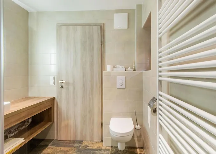דירה Lovely With Sauna, Storage, Pool, Terrace
